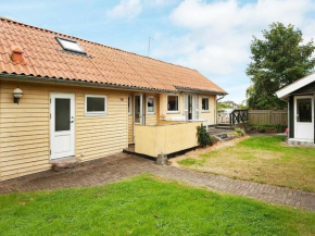 Wonderful Holiday Home in Juelsminde with Terrace, Juelsminde